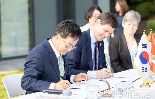 경기도 김동연, 캐나다 브리티시 컬럼비아주 수상 만나 제4차 실행계획 체결하고 경제교류 확대 논의