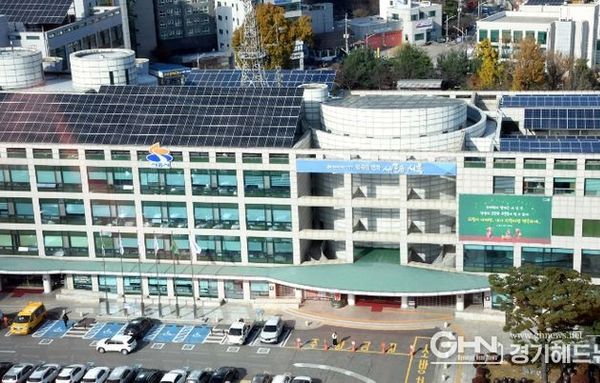 시흥시, 신천2교 포장 보수 공사 추진...안전한 도로 환경 구축