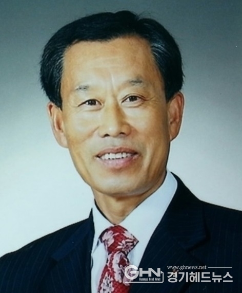 전직) 평택 청북초등학교장 이 세 재