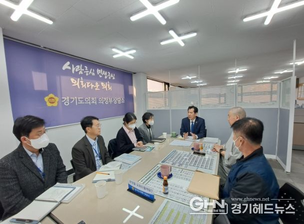 축사 중인 화성시의회 김경희 의장