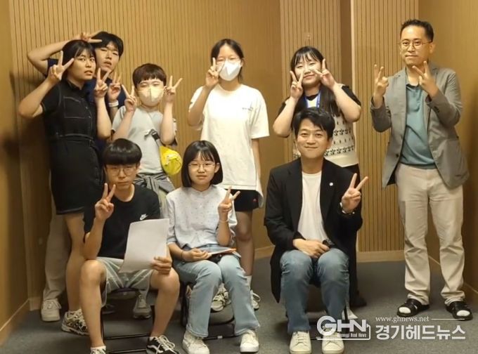 시흥시 목감청소년문화의집, 청소년마을방송 '감퀴즈 온 더 목청문' 영상 제작