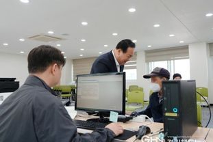 "민생경제 세심히 살피고 챙기는 시정" 오산시, 고유가 피해지원금 지급 시작 "신속·정확 지급으로 시민 삶 챙긴다"