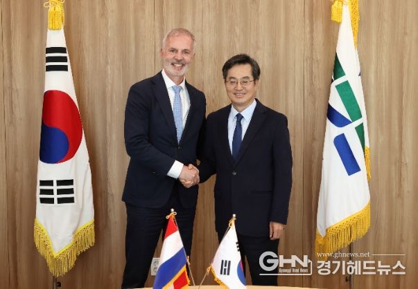 네덜란드 ASMI 본사 CFO 면담