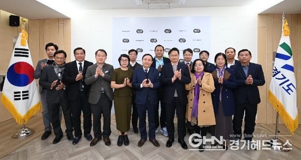 동탑성 부당서기 접견