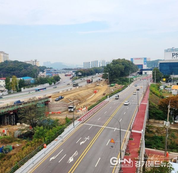 용인특례시가 기흥구 공세동~고매동 1.4km 구간 교통난 개선을 위해 차로를 확장했다