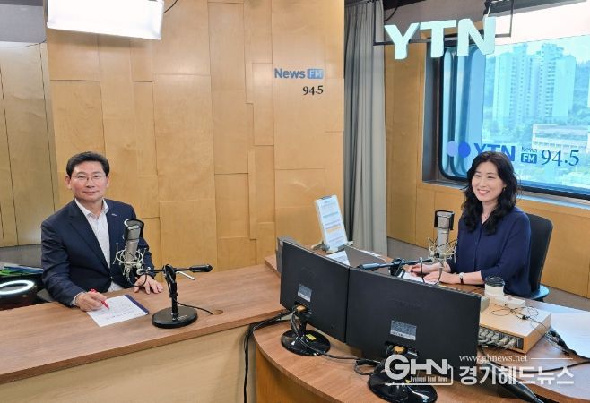 이상일 용인특례시장이 17일 라디오방송에 출연해 시정 주요 성과를 소개했다
