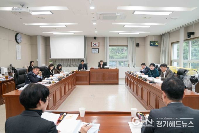 용인특례시의회 문화복지위원회, 행정사무감사 1일차