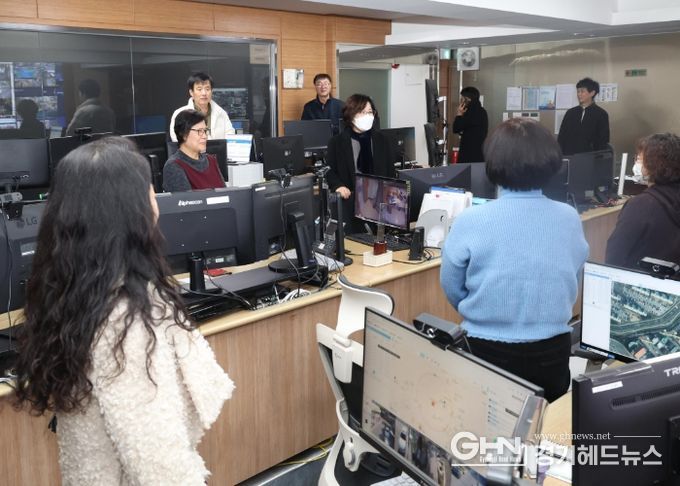 김보라 안성시장, 2025년 새해맞이 비상근무자 격려 방문