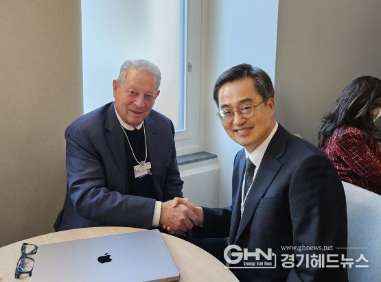 김동연 경기도지사, 다보스에서 앨 고어, 프랑스 장관, 싱가포르 부총리 등 주요인사와 교류