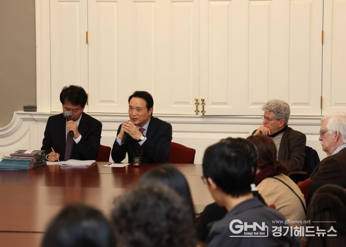 하버드대 교수 간담회