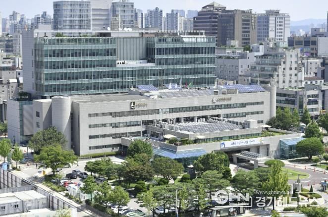 수원시청사