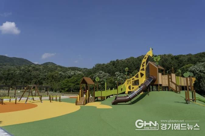 성남 율동공원 오토캠핑장 어린이놀이터 사진