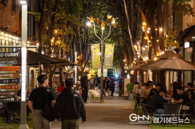 용인 보정동 카페거리 '코지가든' 전경