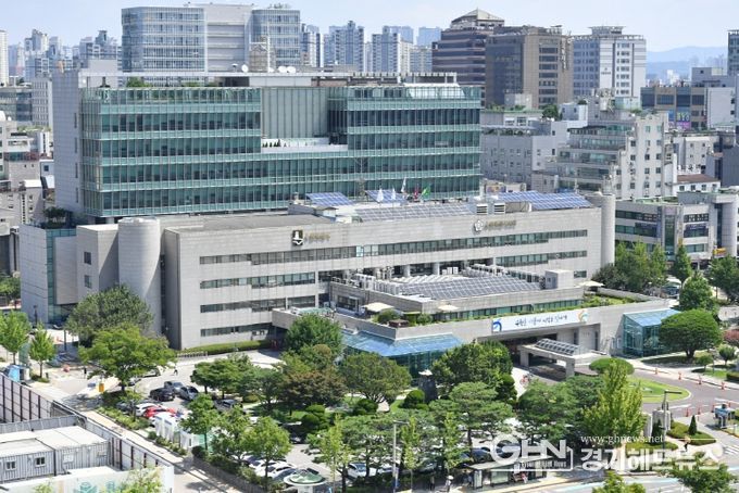 수원시청 전경