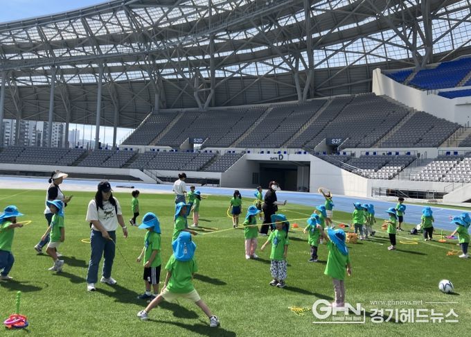 용인미르스타디움, 영·유아 대상 천연잔디 무료체험 성료