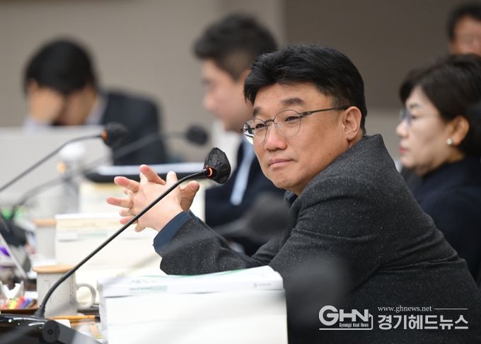 경기도의회 교육행정위원회 소속 김회철 의원(더불어민주당·화성6)