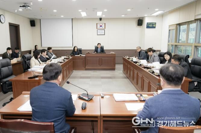 용인특례시의회 자치행정위원회, 행정사무감사 1일차