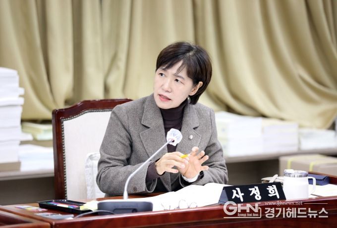 수원특례시의회 보건복지위원회 부위원장 사정희 의원