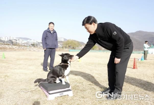 광주시, 청석공원서 ‘2025년 반려동물 산책 교실’ 성료