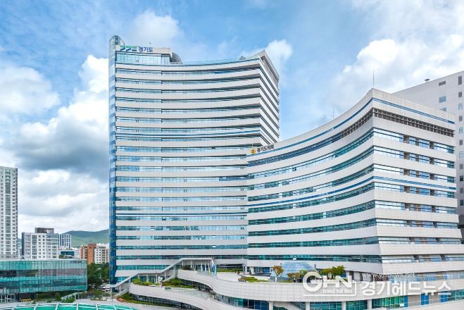 경기도가 민선 8기 3년 차 대표 정책을 뽑기 위해 오는 15일부터 온라인 투표를 진행한다.