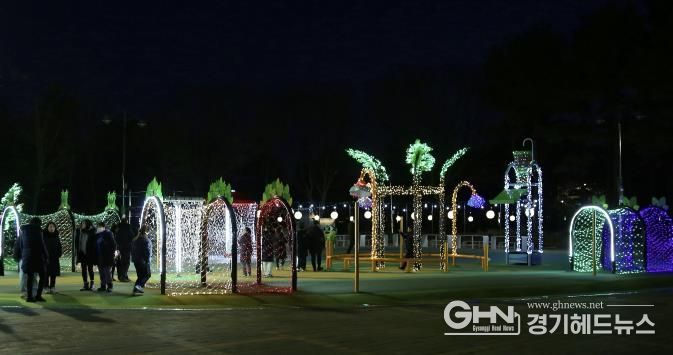 수원시 장안구, 만석공원 사계절 이용 가능한 물놀이마당·불빛마당 조성 완료