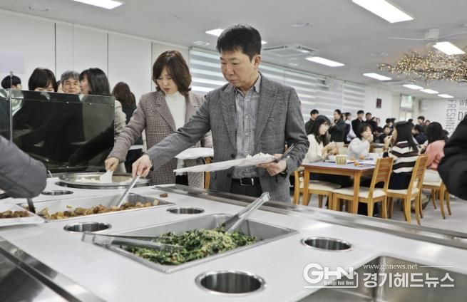 수원시 권선구, 2026 병오년 설날 떡국 행사 진행