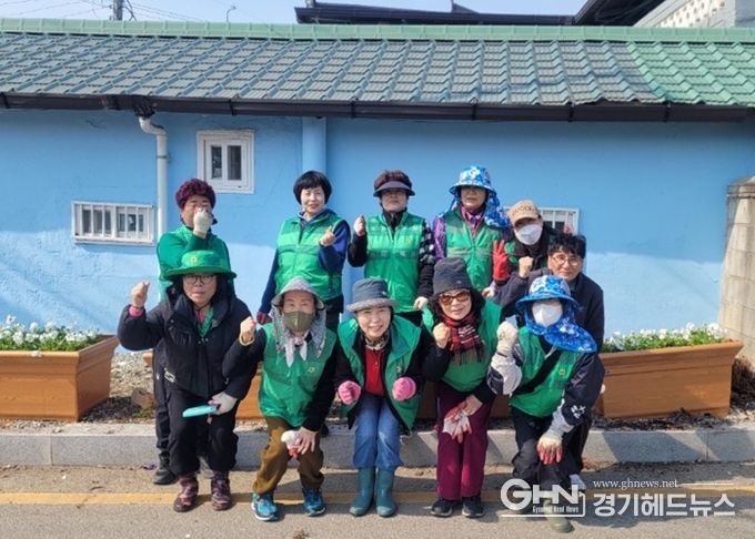 평택시 진위면 새봄맞이 봄꽃 심기