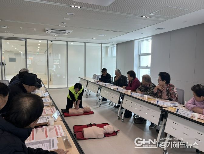 '제대로 배워 대비해요!' 수원시 권선구, 경로당 찾아가는 응급안전 교육 진행